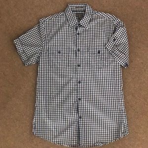 Calibrate men’s short sleeve button-up. Non-iron.